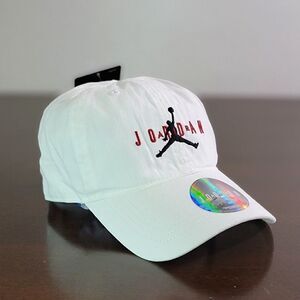 Air Jordan Retro OG 1 3 4 5 6 8 11 13 Bred Hat Cap Infrared Jumpman White Black